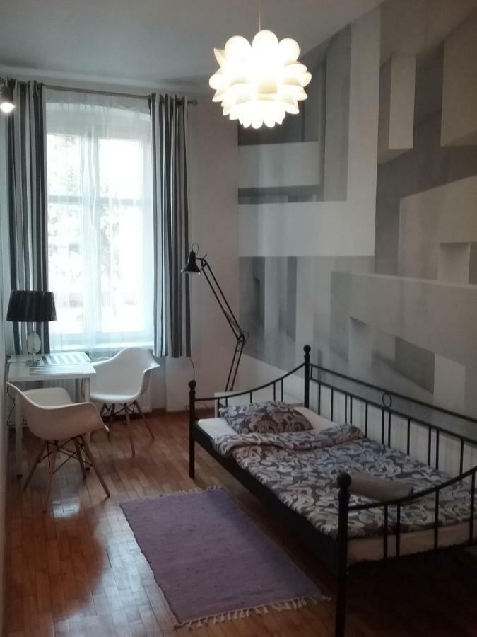 Pokoje Mlodziezowe Appartement Stary Toruń Buitenkant foto